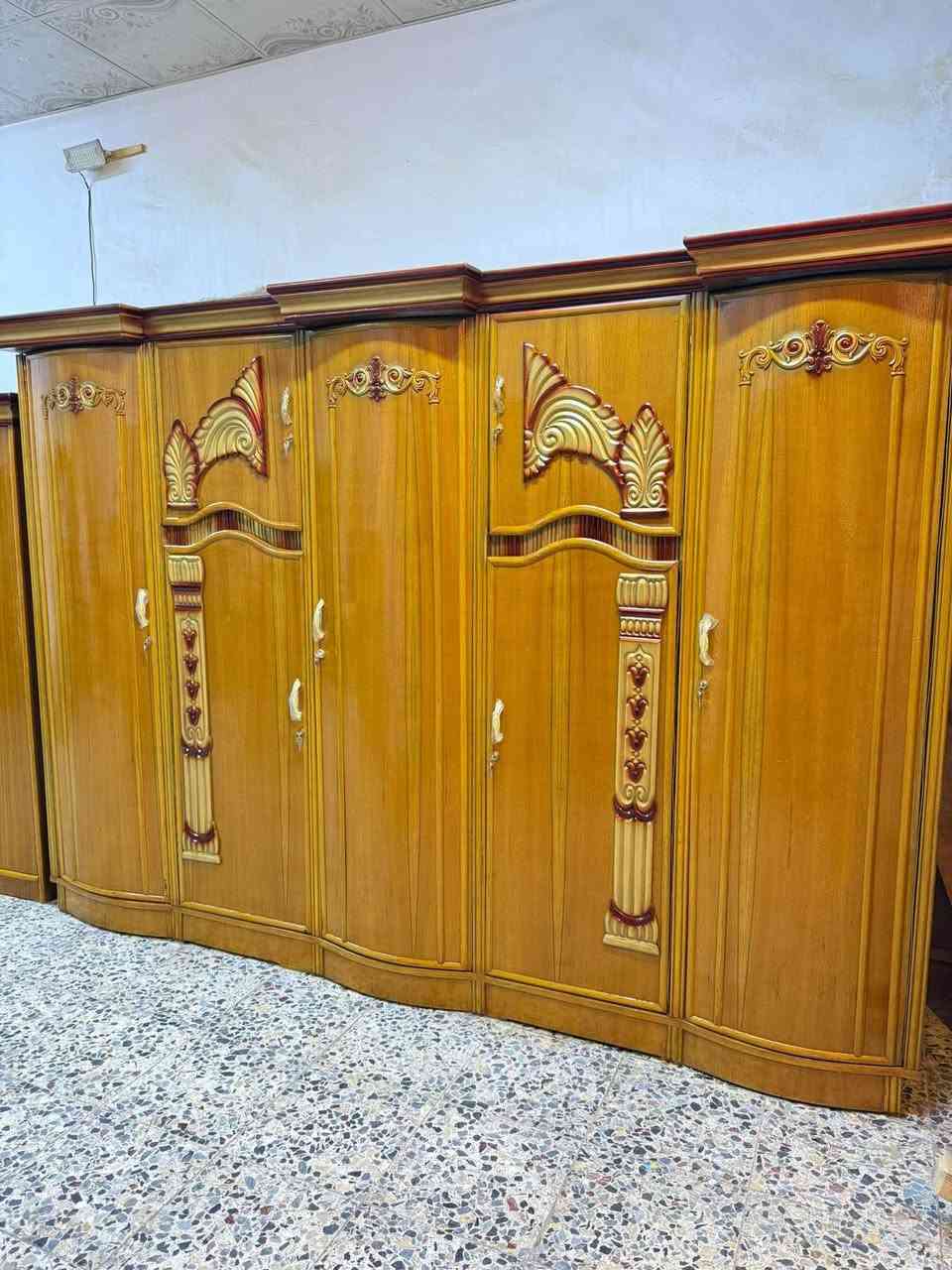 السلام عليكم 
غرفه صاج عࢪاقي مستخدام 
غرفه5 /ابواب 📌
السعر 650
نضافه 90 /💯 
معا نقل فقط داخل بغداد 
واتساب ***********
