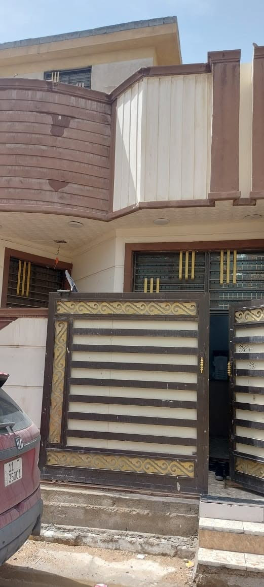 بيت مساحه ١٠٠ متر طابق ونص بناء درجه اولى صب رفت مسلح بناء طابوق جمهوري كربلاء شارع بغداد عمود ٣٧ واتنزل المنطقه تبليط ومجاري كربلاء حي الحوراء
السعر ١٢٠ وبي مجال

للاستفسار الاتصال عل 

***********
