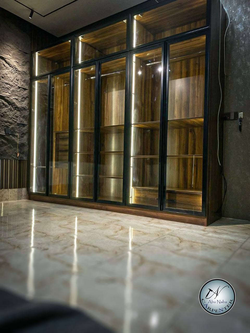 دريسنج روم بتفاصيل مصممة على مزاجك، مساحات منظمة تساعدكم في تنظيم الملابس
تصميم عملي وجذاب يناسب كل زوايا بيتك. 
اختار الخامات، الألوان، والستايل الذي يعبر عن شخصيتك، حلمك في ترتيب وأناقة بلا حدود🥰 لا تترد بالتواصل معنا
***********‪
***********‪
