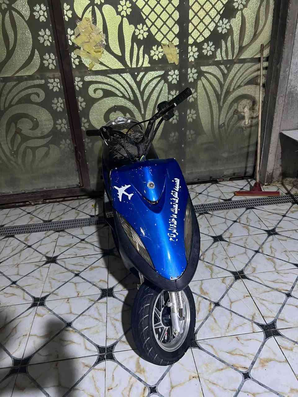 للبيع ماكس عدله دراجه حلوه مكينه ناعمه سعر375
مكان كرنه شرش 
***********
