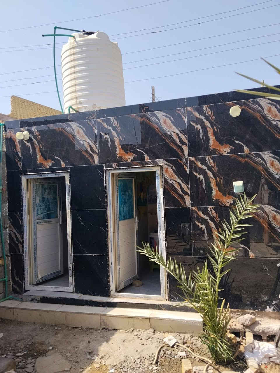 قرب صيطرت البوعظم • ٢٠٠م • غرفتين