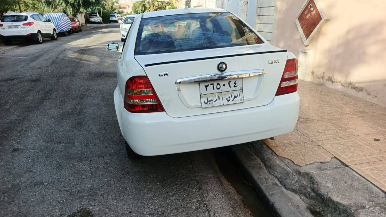 جيلي 2014
تبريد شغال 
مكينة وكير بشرط
سيارة جدا نضيفة قطعة وحدة صبغ  
وكالة تحويل بشرط 
غرامة عليها 100دولار 
السعر بيع سريع 38
*********** واتساب
