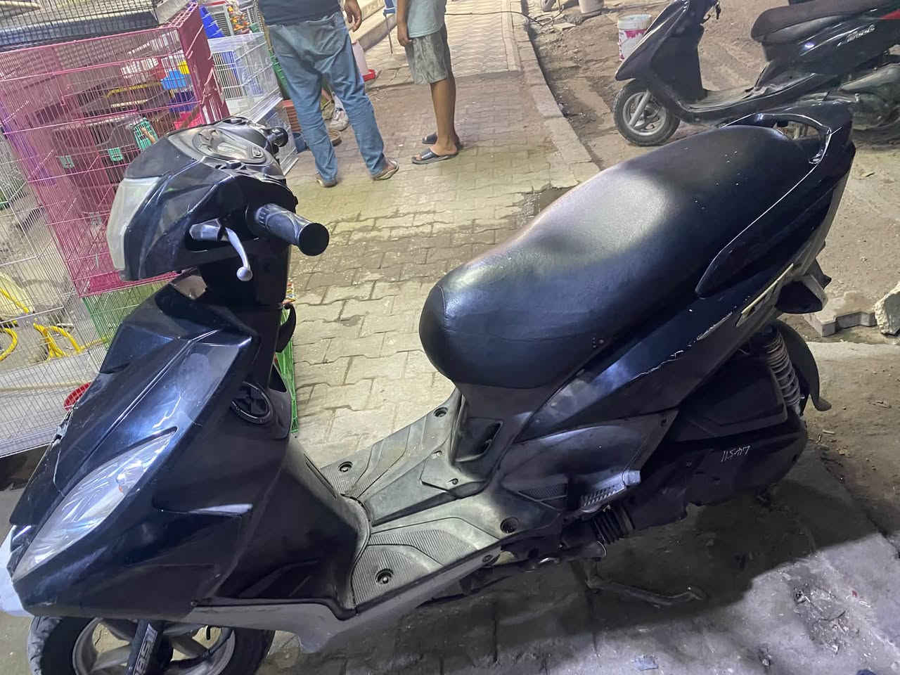 سلام عليكم جيتي ار للبيع سعر ٨٥٠
عنواني الحريه بيه مجال كلش بصيط ***********
