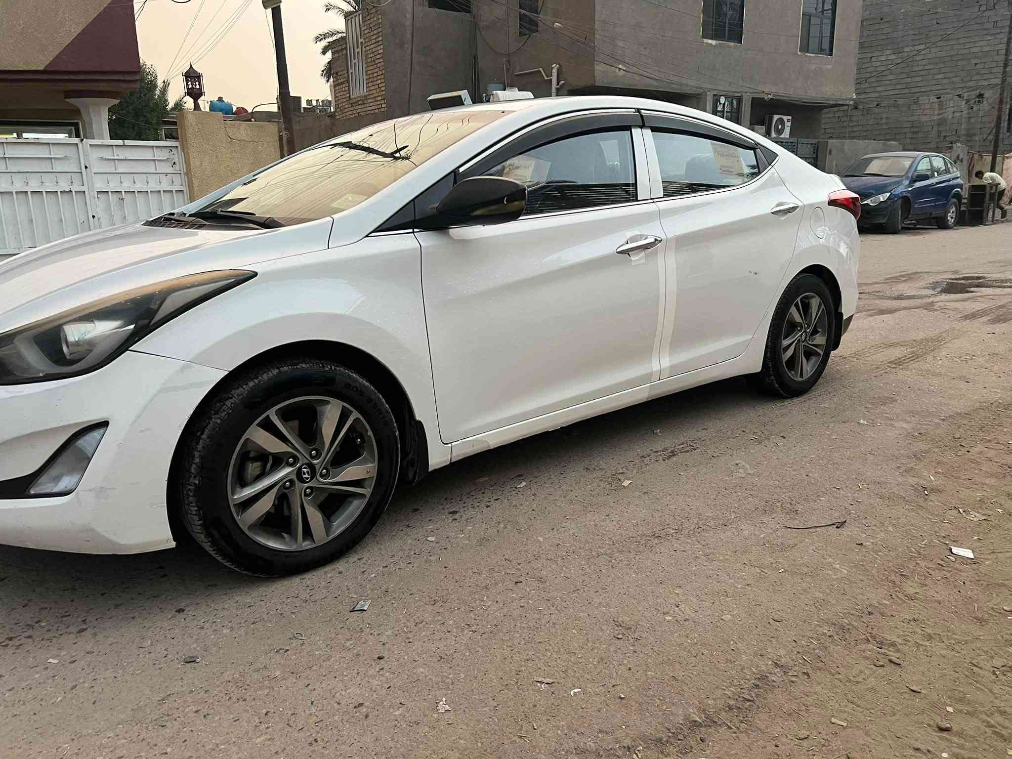 النترا GLS • ٢٠١٦ • ماشيه ١٦٢٠٠٠