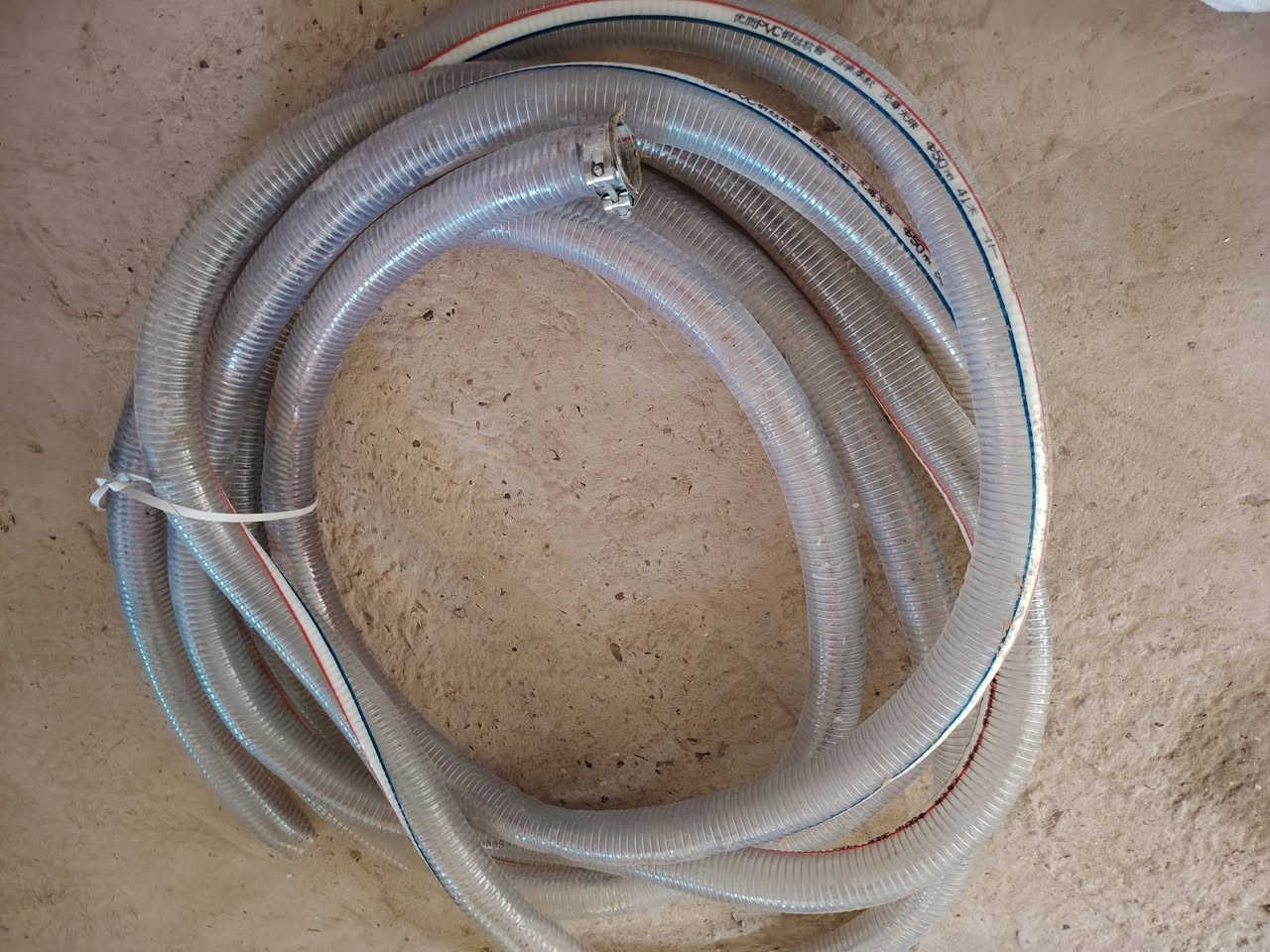 غطاس ثنين انج ثنين حصان نحاس 100 100اصلي بعد جديد استعمال ساعتين سبب البيع البير مالي مابيه مي يرويه وميه قوي خير من الله وياه صونده ام ثنين انج طول 13متر وياه زنجيل مال غطاس هم طوله 13متر مكاني فلوجه بالنساف الاتصال على الرقم***********
