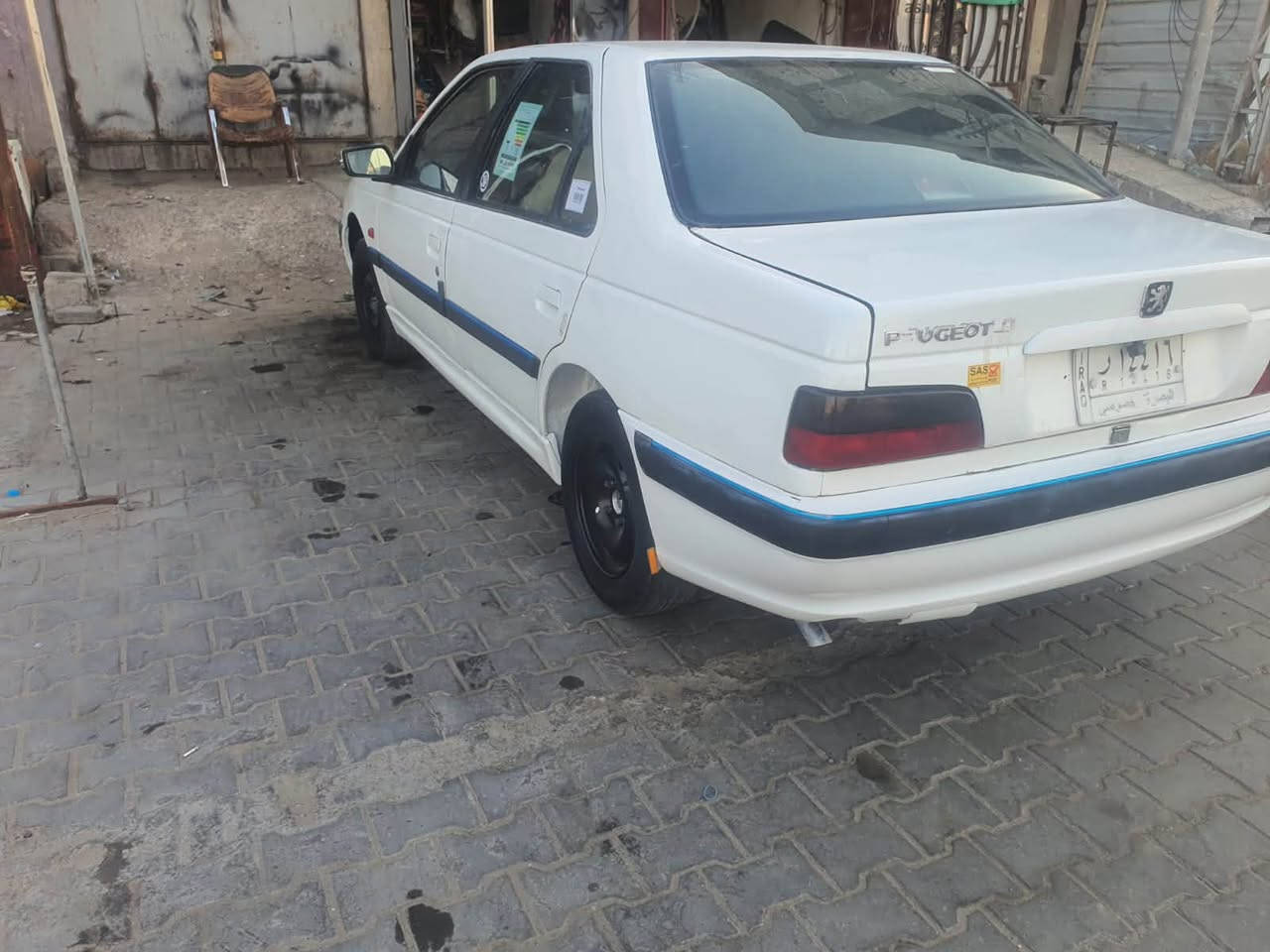 بيجو بارص ٢٠١٤ السياره كفاله من الضربه والتبديل بيها مكانات صبغ مكينه جديده كير حداده تبريد جاهزه من كلشي رقم بصره سنويه ٢٦ السعر ٣٦ مكلف بالنشر هذا رقم راعيها. ***********
