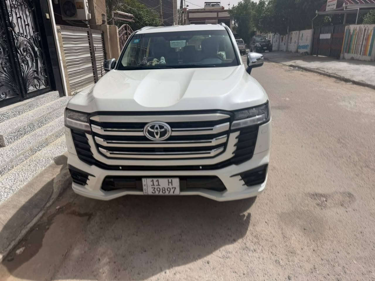 لاندكروز GX • ٢٠٢٢ • ممشى ٨٧الف