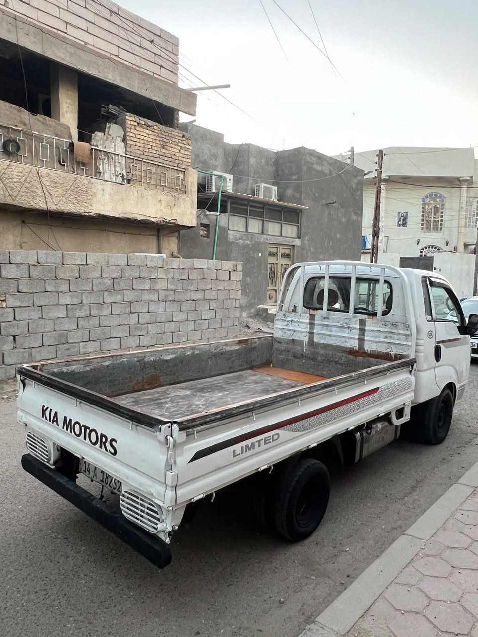 كيا بنكو مكفولة موديل ١٠سيارة جديد كير مكينه حدادة اكسل شاصي رقم شاصي مكفولات رقم بصره انكليزي سعر ٧٨رقم راعي السيارة ***********
