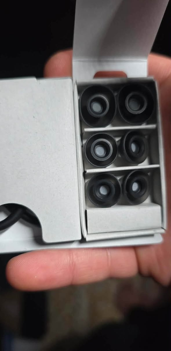 اير بودز Link buds fit SONY
نضافه 95%
كامل ملحقات استعمال جدا خفيف 
مكفولات من كلشي 
السعر 120 الف 
***********
