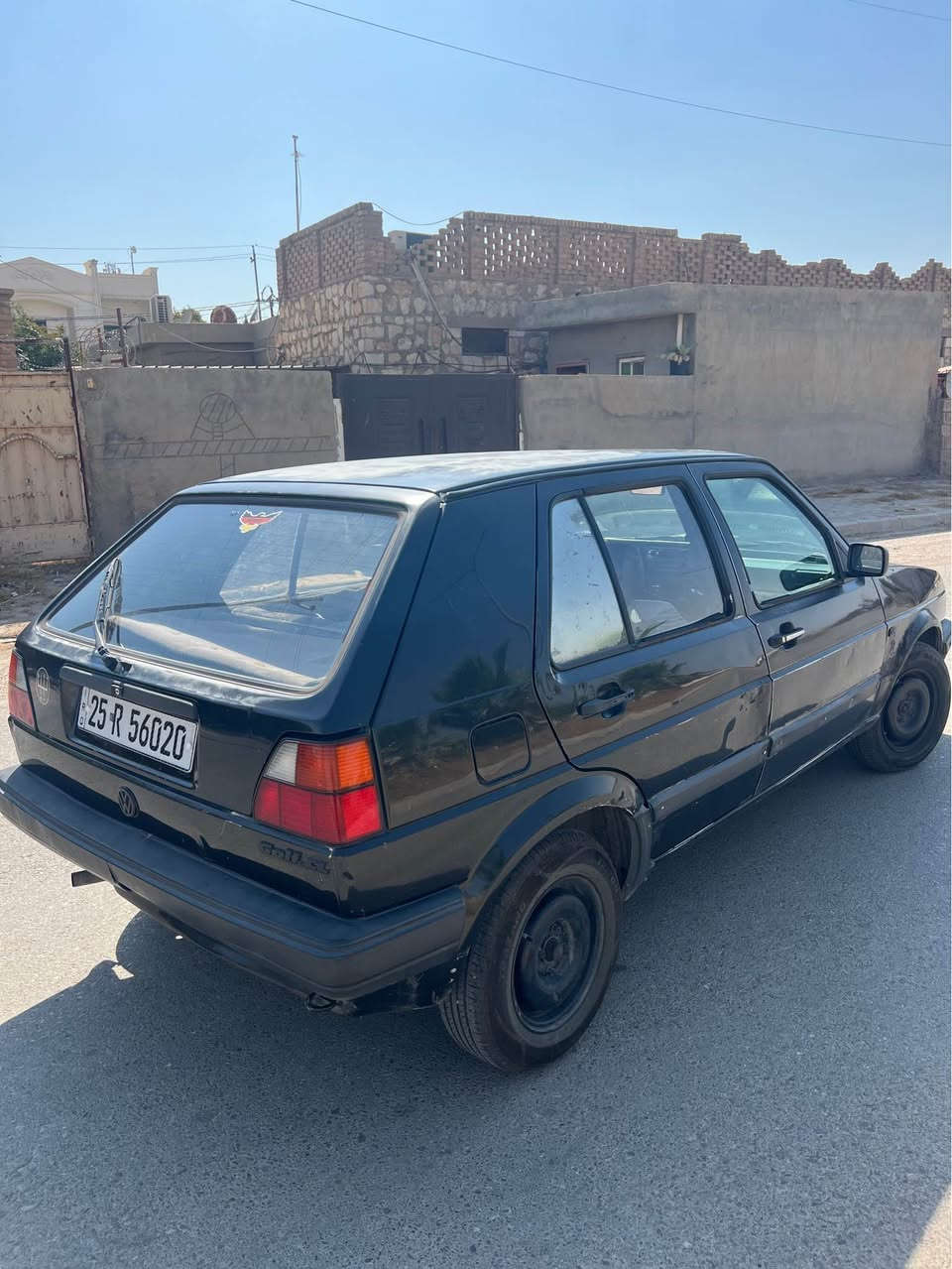 سلام عليكم سياره كولف للبيع 
موديل 1991
رقم كركوك دولي سنويه باسمي لحد 2030 مشروع وطني 
سياره بدون ضرر و بدون تبديل و خياس 
سياره حلوه حيل كير محرك شرط 
بدون تبريد أوربي فقط تتفئه 
كير عادي 
غرفه كامل مدوشم 
تايرات جدد سياره جهازه 
بي كوبون بانزين 
مكاني كركوك 
سعر 38 وبي مجال 
هاتف *********** Singapore
