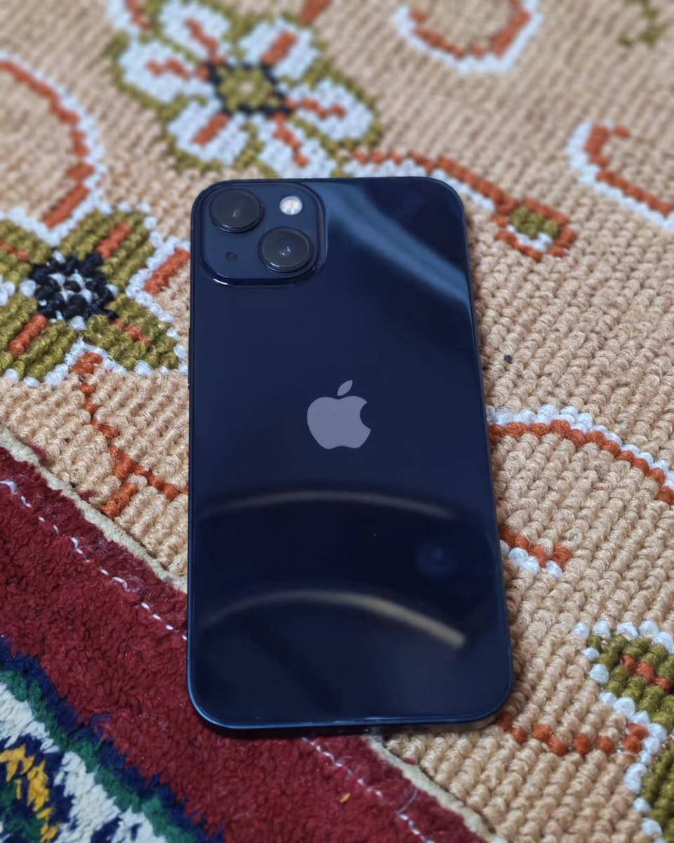 ايفون ١٣ عادي للبيع ٤٠٠ الف قفل التفاصيل بالصور وياه بس شاحنه وكفر 
مكاني بغداد حي النصر ***********
