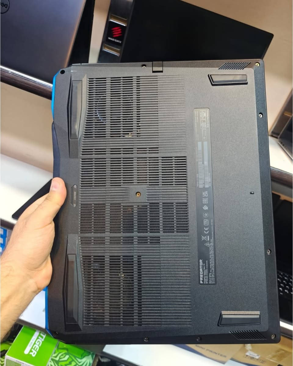 💻 Acer Predator Helios Neo 16 🔥

✔️ المعالج: Intel Core i9-13900HX – الجيل 13

✔️ الرام: 32GB DDR5 5600MHz

✔️ التخزين: 1TB SSD NVMe

✔️ كرت الشاشة: NVIDIA RTX 4060 – 8GB GDDR6

✔️ قوة الكرت: 140W

✔️ الشاشة: 16 إنش 2k بدقة 2560×1600

✔️ معدل التحديث: 165Hz

✔️ لوحة المفاتيح: RGB متعددة الألوان

✔️ نظام التشغيل: Windows 11

🔥 جهاز مثالي للألعاب والهندسة والمونتاج والبرامج الثقيلة.

السعر الكلي للقطعة : 1.800.000 د.ع شامل توصيل

نص مكتوب في الصور:
- Acer Predator Helios Neo 16 4070 8GB 140w *********** دكان اللابتوبات