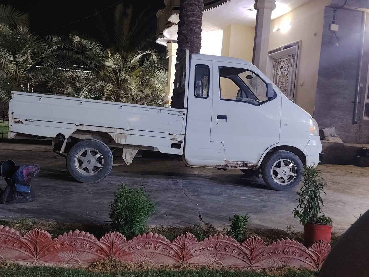 سلام عليكم هايفي للبيع ٢٠١٢ اصوليه منفيس كامل مكمل
سياره جاهزه محرك عل وضع الشركه لا تبخير ولا تنقيص كهربائيات شغاله 
بيها اشويه اخياس بلشاصي المهم تعال وشوف وقتنع لتواصل ***********
