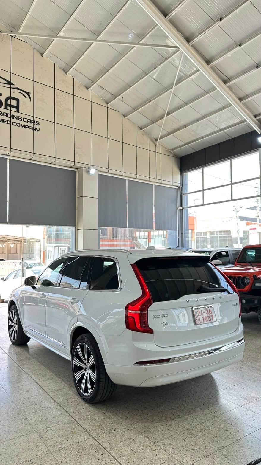 VOLVO XC-90 UlTIMATE FULL OPTION 2024
سعر : 42,500$ 
ماشية 22,000 مايل 
مواسفات فول فول : 
داتاشو-٥كاميره -پانوراما-رادار-جه گ-سماعه هرمان كاردون - لايت دايناميك -شغال-پردة - ٣ مقعد-صندوق شفت - داخل قيسي-كوشن هيتر و تبريد - كوشن مساج كوشن خزن - عينه رادار - دبل اكسل - شاشه مزن - داخل ليد - تبريد مركزي 
ملاحضة :  بدون صبغ ١ PDR بل جاملوغ خلفي 
مكان سيارة زاخو 
YV4062PF7R1172356

***********
