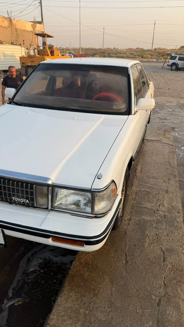 🚘 للبيع تويوتا كراون أم التاج – موديل 1988 🚘
🔹 اللون: أبيض
🔹 صبغ: صبغ عام جمالية
🔹 التبريد: موجود
🔹 المحرك: بطة
🔹 الگير: بطة
🔹 الداخلية: أحمر قماش ❤️
🔹 التايرات: جديدة 🛞
🔹 الممشى: 180 ألف كم
🔹 يسره بلاد
🔺شاشة 🖥️
1️⃣ الرقم الجديد (ديالى)
✨ السيارة نظيفة دواخلها نظيفه وحلوه وكاملة وعلى آخر حباية، وتستاهل المعاينة.

💰 السعر: 55 ورقة
🤝 للجاد والشراي يتدلل

📞 للتواصل: ***********
محمدعامر الاحبابي
