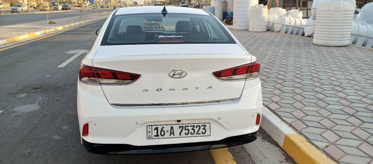 السلام عليكم... 
سوناتا للبيع رقم قادسيه موديل 22 فقط البنيد مبدل نفس اللون طبك بدون دواخل وارد كوري غاز بلادي

 مكاني الديوانيه للأستفسار ***********
