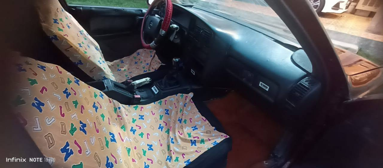 بسم الله اوبل اوميكا للبيع موديل 91 محرك 2000 بلادي كير عادي جام كهربائي فتحه بلقماره رقم انبار مشروع وطني تحويل مباشر سياره جاهزه كير محرك وصدر تخم تاير جديد مصبوغه جماليه فقط اثر جراد مكفوله لادعمه ولاكصه جاهزه ماناقصه شي السعر 32 بيها مجال المكان الرمادي الجزيره للاتصال ***********
