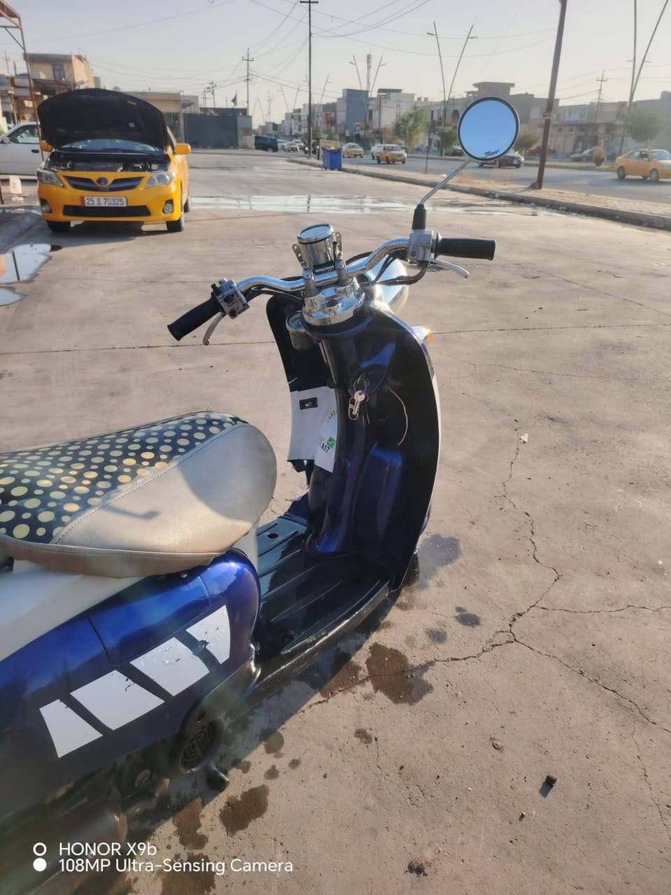 للبيع
ماطور عبد الحليم
ما مفتوح محرك
السعر 400 وبي مجال
📞 ***********

نص مكتوب في الصور:
- HONOR X9b
- 108MP Ultra-Sensing Camera
- O HONOR X9b
- HONOR X9b 108MP Ultra-Sensing Camera
- O HONOR X9b 108MP Ultra-Sensing Camera