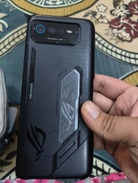 ROG 6D • ٢٥٦ جيجا • فطر بالشاشة