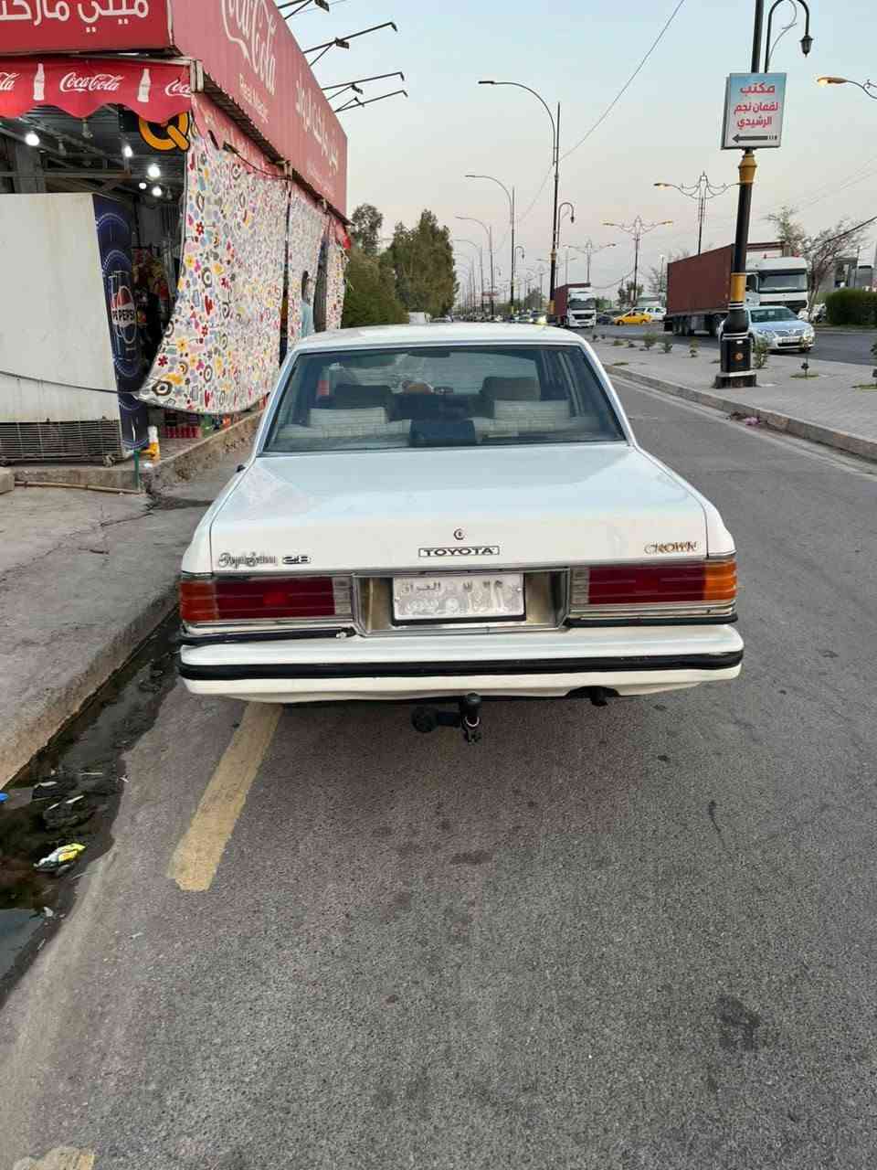 السلام عليكم اخوان سوبر للبيع اللون ابيض موديل 82 كير محرك مال شركة كير اوتوماتيك بيه صبغ حزام سعرها مناسب للاستفسار عن السعر الاتصال على الارقام التالية 
كورك : ***********
اسيا : ***********
