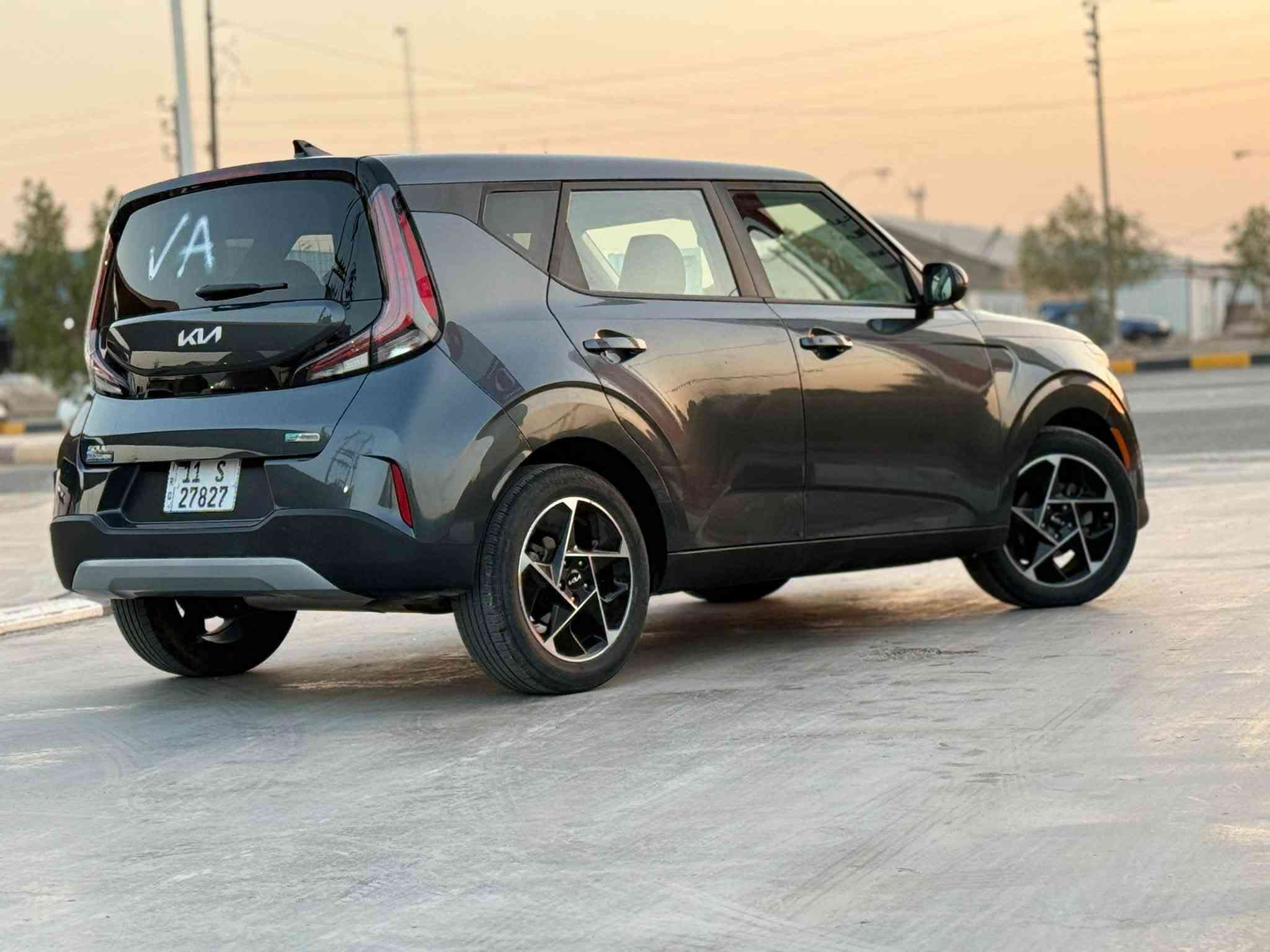 السلام عليكم
KIA SOUL________ EX
2024 
اللون  رمادي 
داخل لونين 
فول مواصفات 
ماشيه 🫷22 🫸الف ميل 
🌷 رقم بغداد 🌷
حادث السياره قطعتين تبديل 
(باب الصدر + الجاملغ الامامي )
مكان السياره 
الديوانية 
العروبه الاولى 
***********
