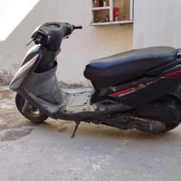 دراجه بريز للبيع  عنواني بغداد الاعظميه  دراجه كلشي بيها بلادي  1- كفر...