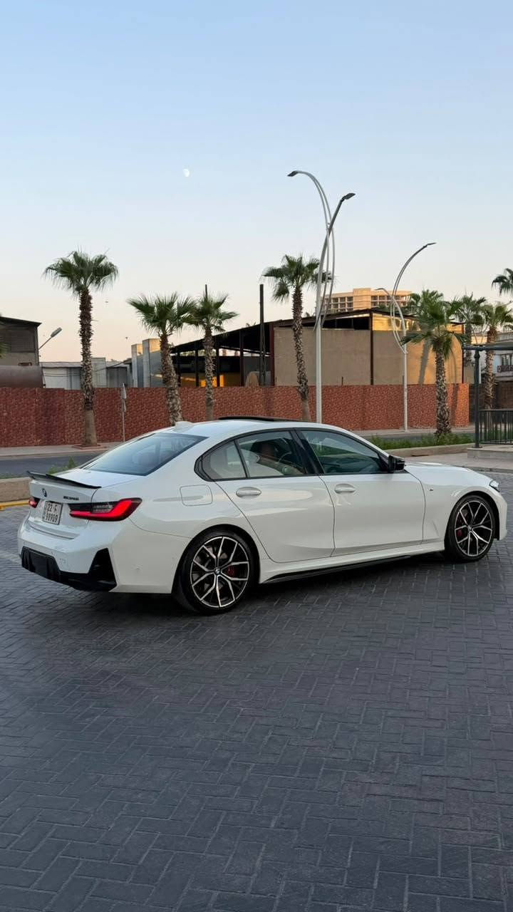Bmw 340i  
موديل ٢٠٢٢ 
مةكينة V6  3.0 twin power turbo 
گير و مةكينة بةشةرت 
50 هةزار رويشتية 
بونيد بوياغة و يةك بست كارتيشي هةية لة چاملغي
ارباك بةس سوكان 
بةناوي خومة  تحويل بةشةرت 
سعر $255 مجال 
***********  هةولير أربيل, العراق
