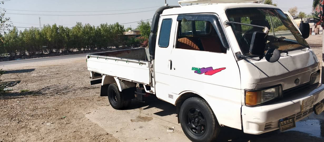 السلام عليكم للبيع كيا بستا موديل 1994 رقم بغداد سياره نضيفة كبل للشغل بس راعيها ما اندله اتكفلك من سرقه وعشاير السعر 27 وبيها مجال مكان السياره واسط اتصال ***********
