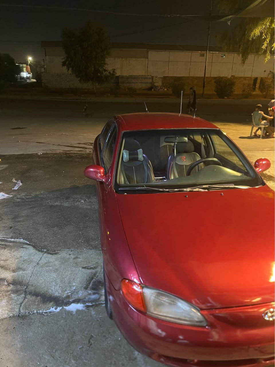 هونداي فيرنا 1997سياره جديده هزه ورقم جديد سياره بسمي سياره مصبوغه عام للجماليه بسبب الهزه سعر 40وبيها مجال رقم الهاتف *********** Singapore
