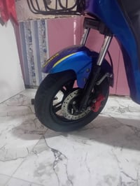 R9 • شحن • بطاريات نشطة