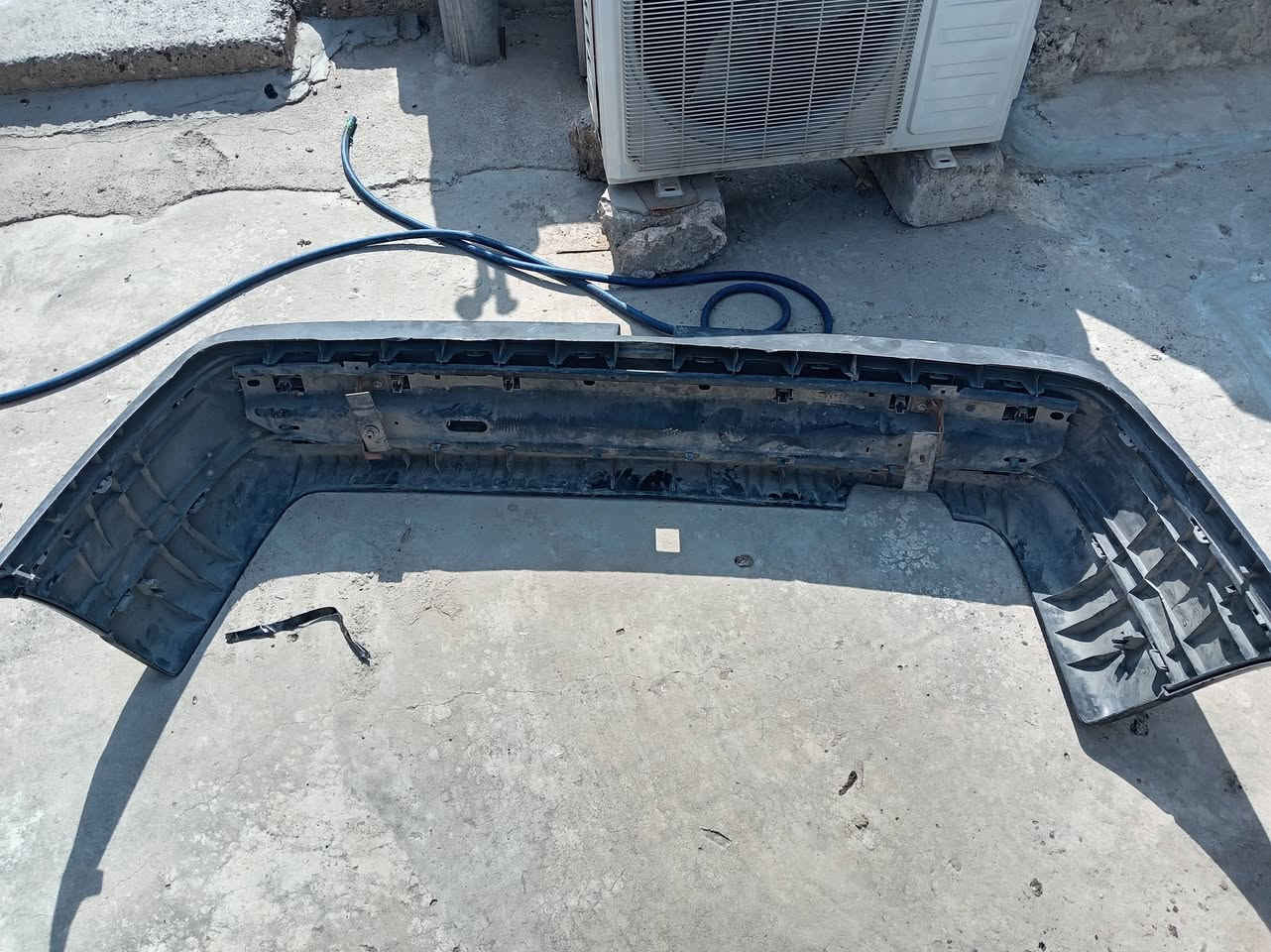 دعامية خلفية  هي والبراكيت مالها الحديد مال اوبل فكترا موديل 95 دعامية مال كصة جديده عنواني موصل حي العامل سعر60 ***********
