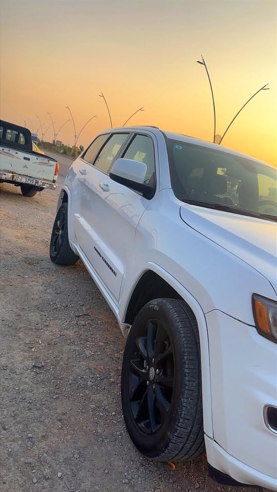 جيب موديل ١٩وارد أمريكي بلاك توب فول مواصفات حادث سرقه ٦قطع راجعه شركه بدون صبغ وبدون اي ضرر  مابيها تبريد شغال فول كير محرك مكفول صدر حداده جديد مكينه مبدل بساتم ١٤المرغوب  فلس متصرف عليها  سياره جاهزه  سنويه باسمي مكاني بغداد  للاستفسار/***********
