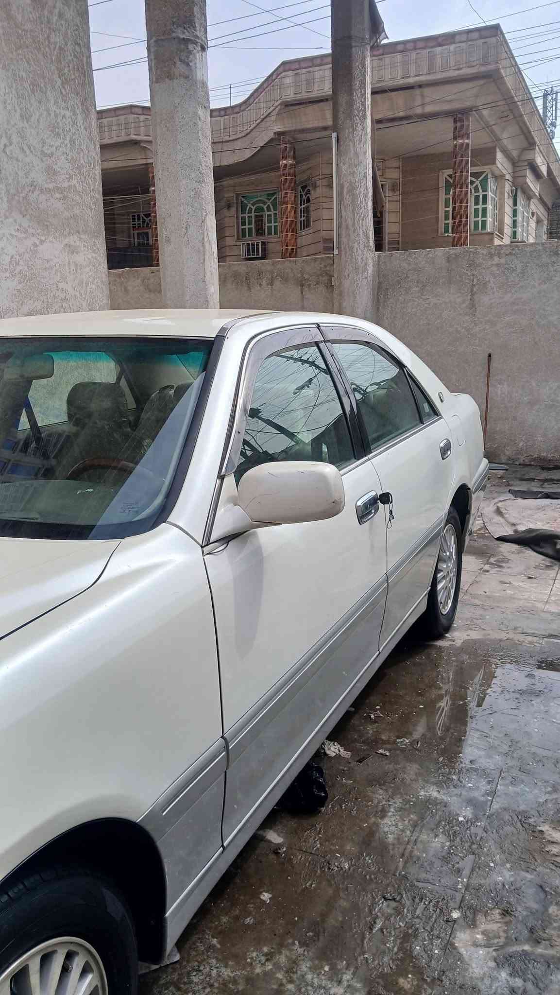 كراون • ٢٠٠١ • رقم بغداد