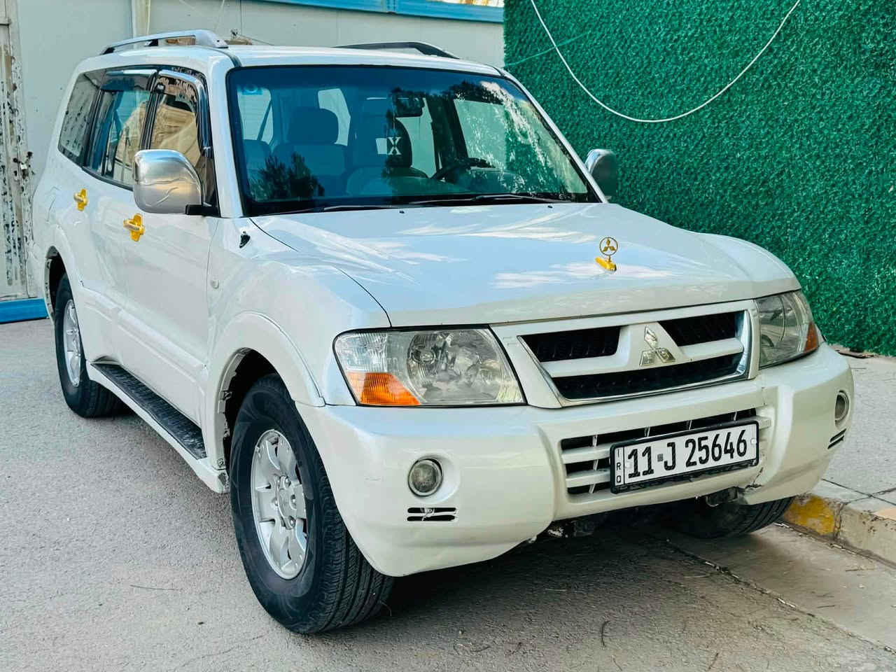 للبيع. موديل ٢٠٠٧ كفاله عامه بصمه السيارة تشغيل عن بعد السيارة جديدة برغي مابيهه نقص والسونار مرجود 
سعرهه ٩٠ وبيهه مجال قليل 
***********
