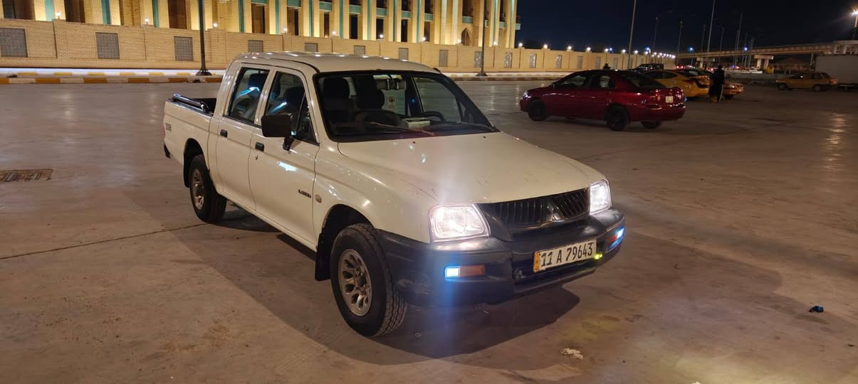 السلام عليكم سياره مسبوشي موديل 2006 رقم بغداد انكليزي شرط التحويل سياره مكفوله من كلشي تبريد ويه السويج للاستفسار ***********
