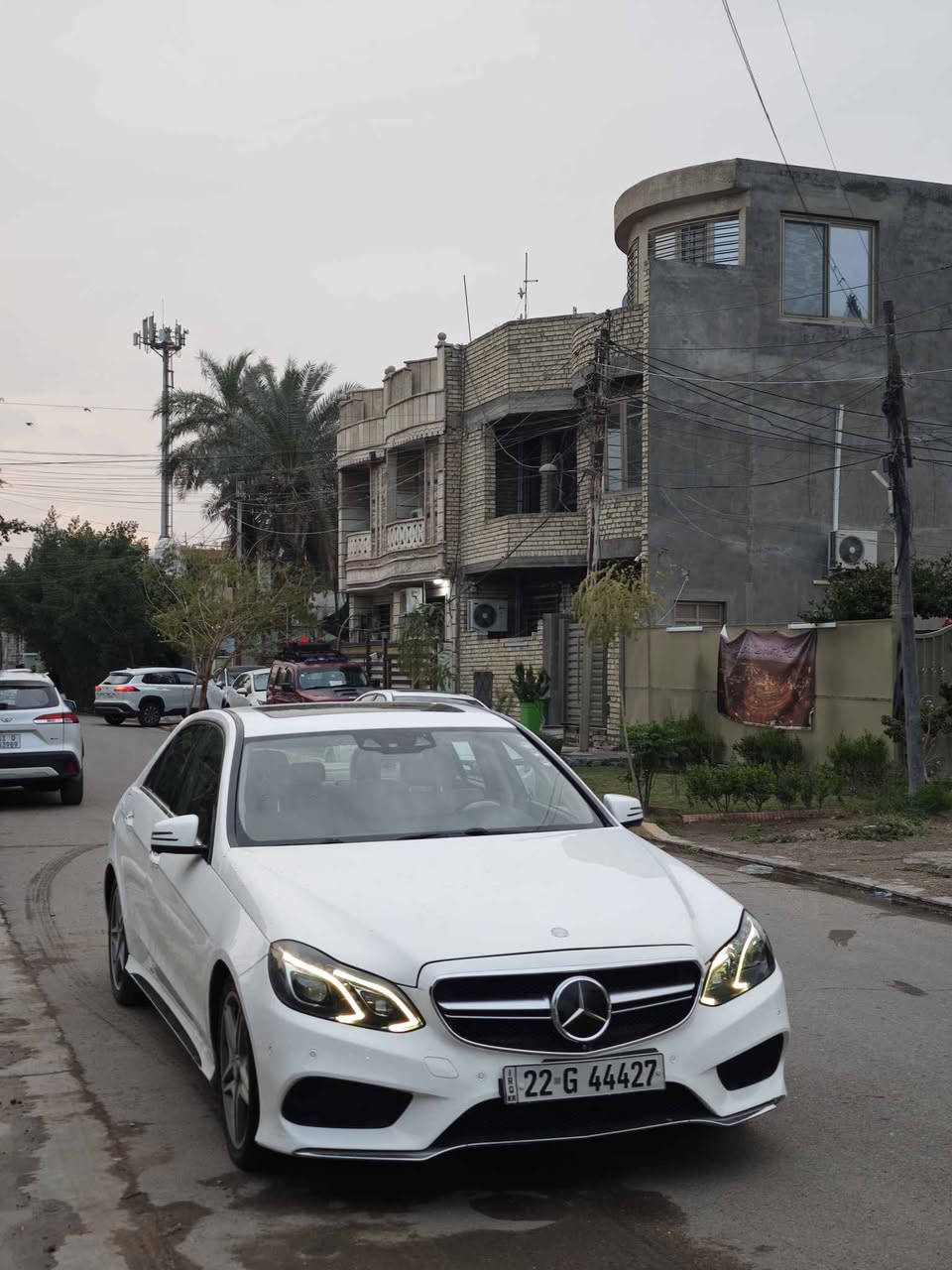 🇩🇪 • Mercedes-Benz E350
• موديل 2016
• وارد أمريكي 🇺🇸
• محرك V6 سعة 3.5 لتر
• قير أوتوماتيك
• داخلية فخمة ومريحة
• مقاعد كهربائية
• تكييف أوتوماتيك
• شاشة ونظام ترفيه
• حساسات ومواصفات أمان
- السيارة متوفرة للمعاينة والفحص على المشتري
التواصل واتساب على الرقم *********** بغداد, العراق
