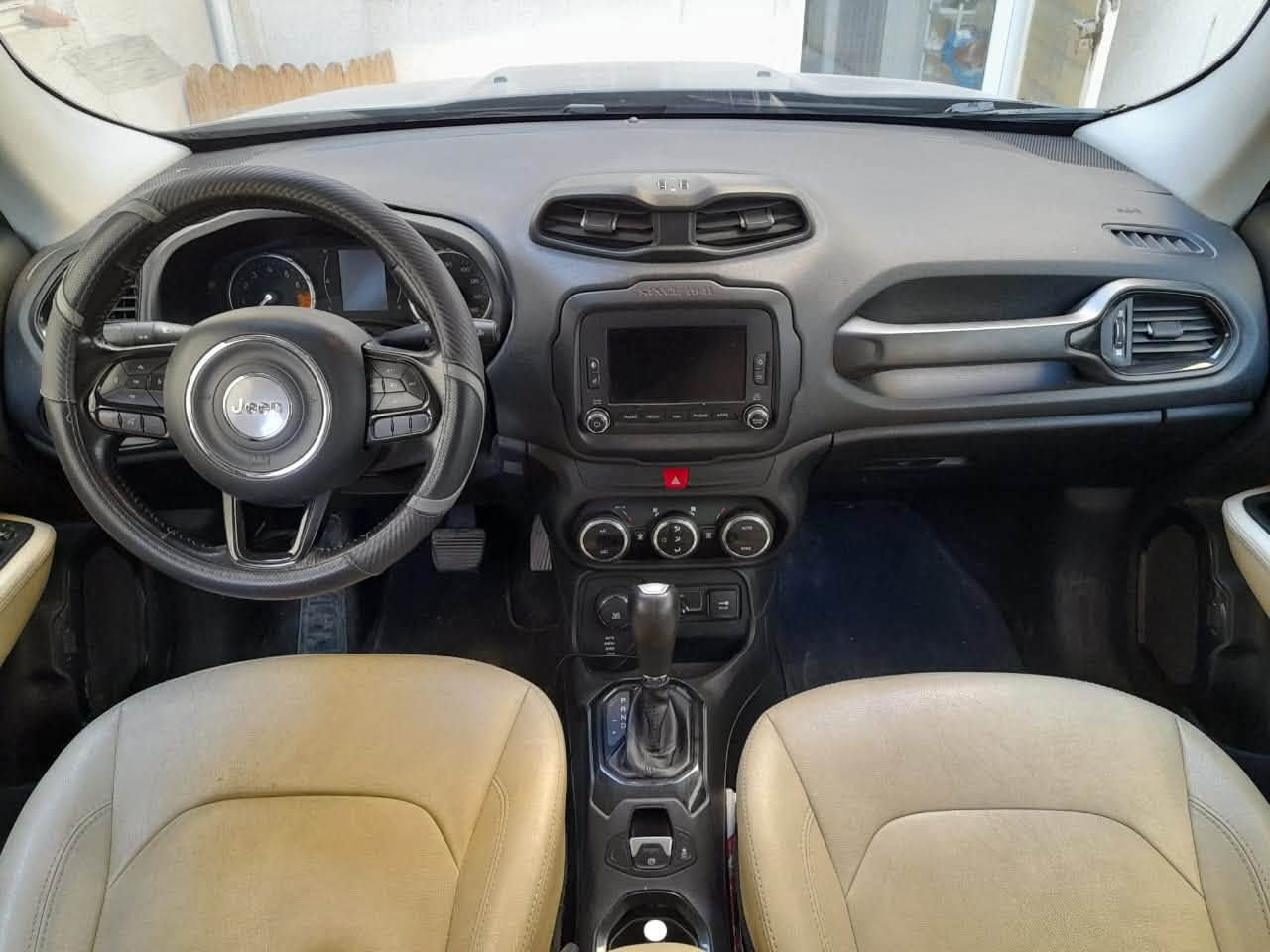 للبيع Jeepفول موصفات ماعده الفتحه
مكلف بلنشر رقم صاحب ‭***********‬
