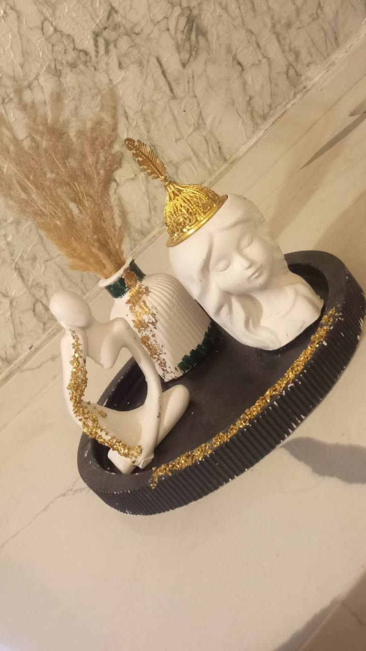 حبايب صار طلب عليهن رجعنه وفرناهن ألي يريد يدخلي خاص وهذا الرقم ***********
