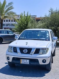 ناڤارا LE • بدون صبغ • سيرفس كامل