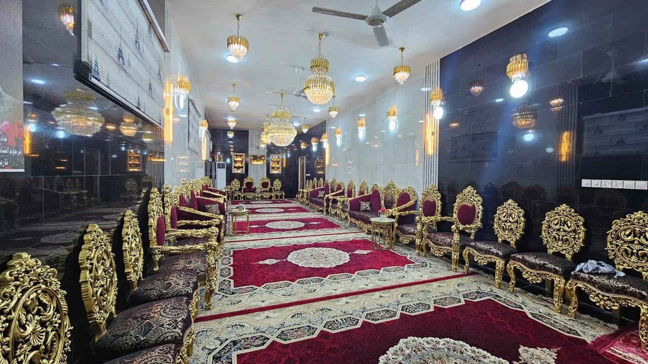 بيت العمر وبسعر مناسب تابع للاخير
للبيع بيت في النجف حي الغري مساحة 240 متر ركن شارع 20 وحرف T قريب على التجاري بناء جديد دبل فاليم الواجهة 12 والنزال 20 الطابق الاول غرفة كبيرة واستقبال وصالة ومطبخ حار وبارد وصحيات داخلية وخارجية والطابق الثاني غرفتين سويت وغرفة عادية وصالة وصحيات والطابق الثالث سطح البيت بتصميم وبناء درجة اولى السعر 760 مع المجال مليون للاستفسار اكثر *********** علي شربة متوفر واتساب او مراجعة مكتب وشركة حسنين شربة بملحق الروان مقابل فندق جنة العراق للعتبة الحسينية مجاور جم 313 والي يحب بعرض يمي خلي يدزلي التفاصيل على الواتساب وان شاء الله خير والي يحب ينظم للكروب لمشاهدة جميع العروض السكنية والتجارية والاستثارية هذا رابط الكروب 👇

https://www.facebook.com/groups/2787238878216039/?ref=share&mibextid=NSMWBT
