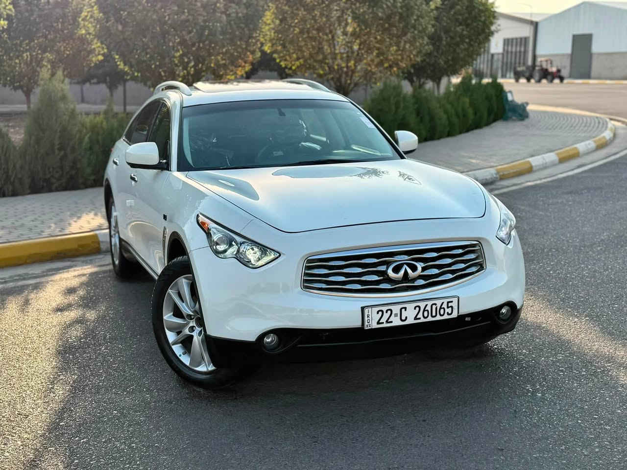 ﷽
‏INFINITI FX35 2009
أنفنيتي FX35 موديل 2009
فول مواصفات
--------------------------------------
مكان🌆:سليماني                    سعر💵: 96$ 
تليفون☎️: ***********
--------------------------------------
محريك V6 سته سلندر
گير و محريك بشرط مامفتوح
بدون صوت بدون صرف بدون خلل بشرط فحص
ماشيه 170 الف كيلومتر
--------------------------------------
سيارة بها قطعه صبغ بشرط بدون دواخل 
--------------------------------------
مواصفات
{{ بصمة - سلايت - ستيرن كهربا  - شاشة - كشنات جلد - كشنات تتفيئة و تبريد - كشنات كهربا - فورميكا - تبريد مركزي- كشن خزن - ٤ كاميرا - بلاجكتور - ڤوليوم - تحديد سورعة - بعد }}
--------------------------------------
أربع تاير و ويل جديد سيارة جديد بدون مصروف
سيارة شرط بدون اى نواقص گير و موحريك و حدادي و كاهرباى كله بشرط
سبير ما نزله
سنوية و رقم جديد سنوي بأسمي تحويل غرامة بشرط
--------------------------------------
كوردي
﷽
‏ INFINITI FX35 2009
ئينفنيتي مؤديل 2009فول مواسفات
---------------------------------------
شوين🌆: سليمانى                    سعر💵: 96$
مؤبايل☎️: ***********
---------------------------------------
مه كينه V6 شه ش بستؤن
گير و مه كينه ى به شه رت نه كراوه ته وه
سه وت و سه رف و خه له لى نييه به شه رت
 170 هه زار كيلؤمه تر رؤيشتوه
---------------------------------------
يه ك بارچه ي بوياخه  بي ناو گرتن 
---------------------------------------
مواسفات
{{ به سمه - سلايت - شاشه - ٤ كاميرا - كوشن خه زن - - كوشن جلد - كوشن هيته ر و تبريد- دوو كوشن كاره با - فؤرميكا - ته بريد مه ركه زى - بلاجكتؤر - تحديد سورعه - زؤر مواسفاتى تر }}
---------------------------------------
چوار تايه ويلى لؤكى بؤ به ستراوه
كامل سيرڤزى بؤ كراوه و يه ك دينار مه سروفى نييه
سه نه وى و ره قه م وهه زه ى تازه يه به ناوى خؤمه وه يه
سبيري دانه به زيوه 
{{ گير و مه كينه و كاره باى و هه موو گيانى به شه رت }}
---------------------------------------
