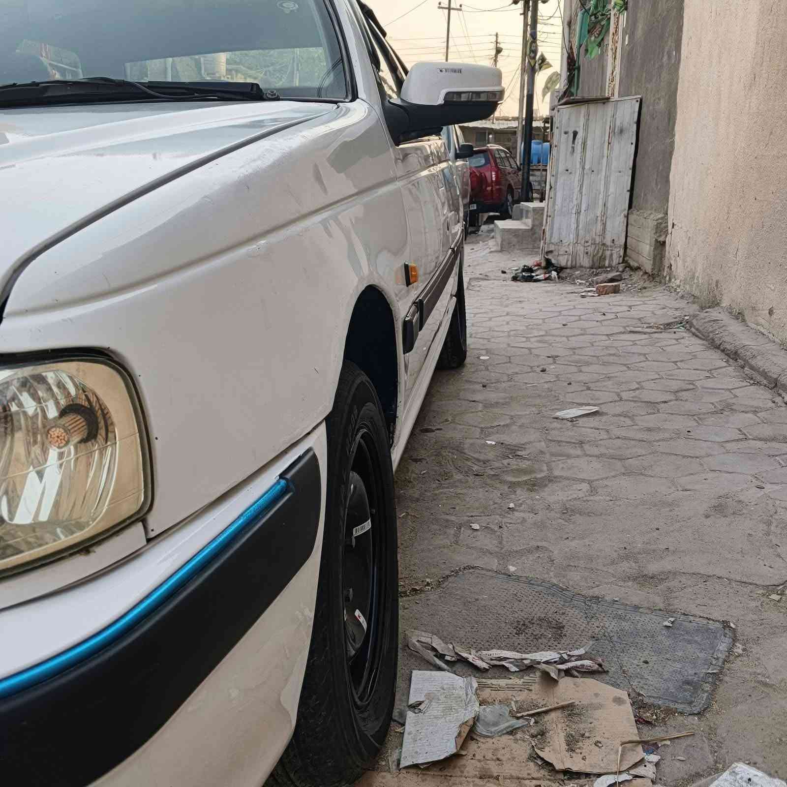 بيجو بارس
موديل 15
سياره نظيفه جداً 
مكفوله كفاله عامه 
ماعدا البنيد مبدل اثر خياس وليس حادث
مكفوله من مكينه وكير 
وحداده عامه خلفيه واماميه 
اناره جاهزه من كلشي
سياره مامتعوبه رقم انكليزي 
راعيها بصره تحويل 
العنوان الكزيزه 
السعر 45بيها مجال للشراي 
***********

