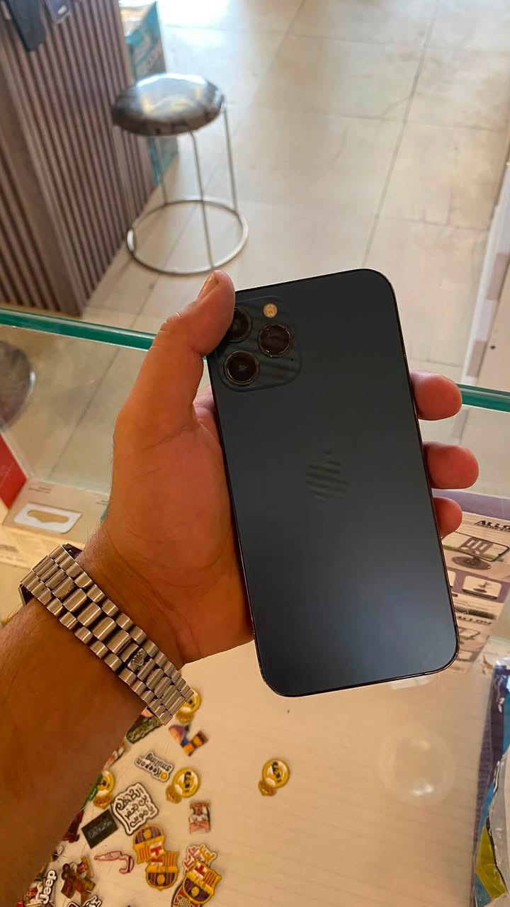 سلام عليكم 12 برو ماكس ذاكره 256 بطاريه 100 مستبدل اصلي شرط و شاشه هم نوعيه وصط سعره 280 عنوان سيديه شارع تجاري ***********

نص مكتوب في الصور:
- ٤:٢٣
- حول
- الاسم
- iPhone <
- إصدار iOS
- 27.0.1 <
- اسم الطراز
- iPhone 12 Pro Max
- رقم الطراز
- MGDF3AA/A
- الرقم التسلسلي
- F2LF6LEBOD56
- سجل تاريخ القطع والخدمة
- الأغاني
- الفيديوهات
- الصور
- السعة
- ٢٥٦ غ.ب.
- متوفرة
- ٢٣٤,٩٧ غ.ب.
- عنوان Wi-Fi
- 5C:70:17:B7:98:F5
- Bluetooth
- 5C:70:17:C5:C8:CB