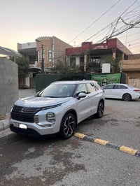 اوتلاندر • ٢٠٢٢ • ٨٠ الف