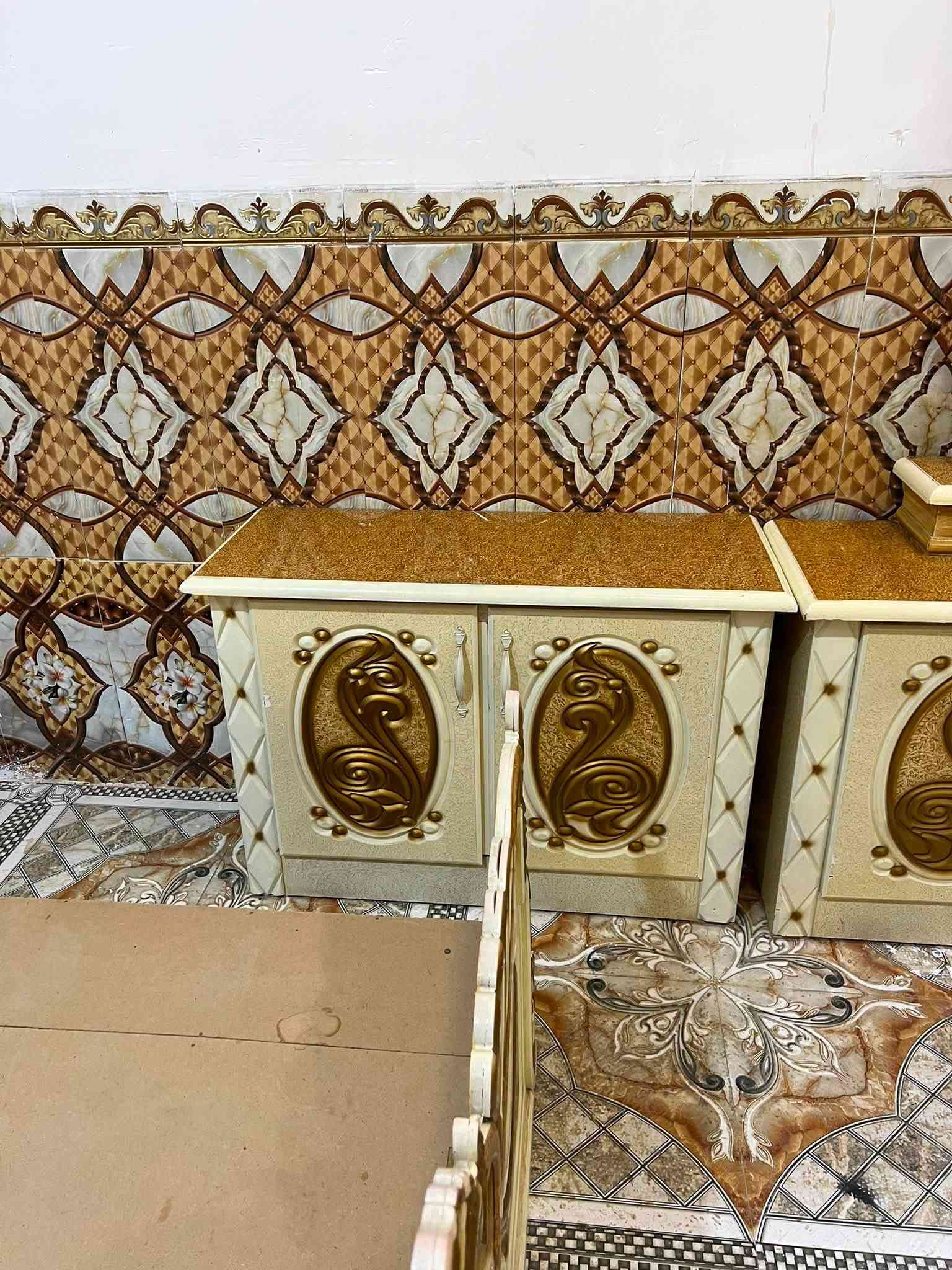 غرفه نجاره تزكام ام السته جديده استخدام قليل سعر 850 مكان سوك الشيوخ حي العسكري 
***********
