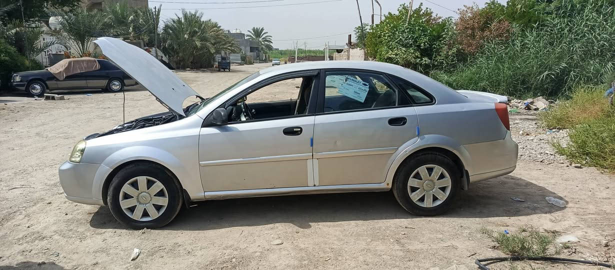 السلام عليكم ابوبترا 2004 بسمي كامل  مواصفات بس تبريد غاز ناقصها  الرقم بغداد خصوصي السياره مال بيت 53السعر الرقم *********** متواجد بس عله الرقم  غير متواجد عله الفيس  او بيها مجال حك جيتك اذا مو شراي لا تتصل
