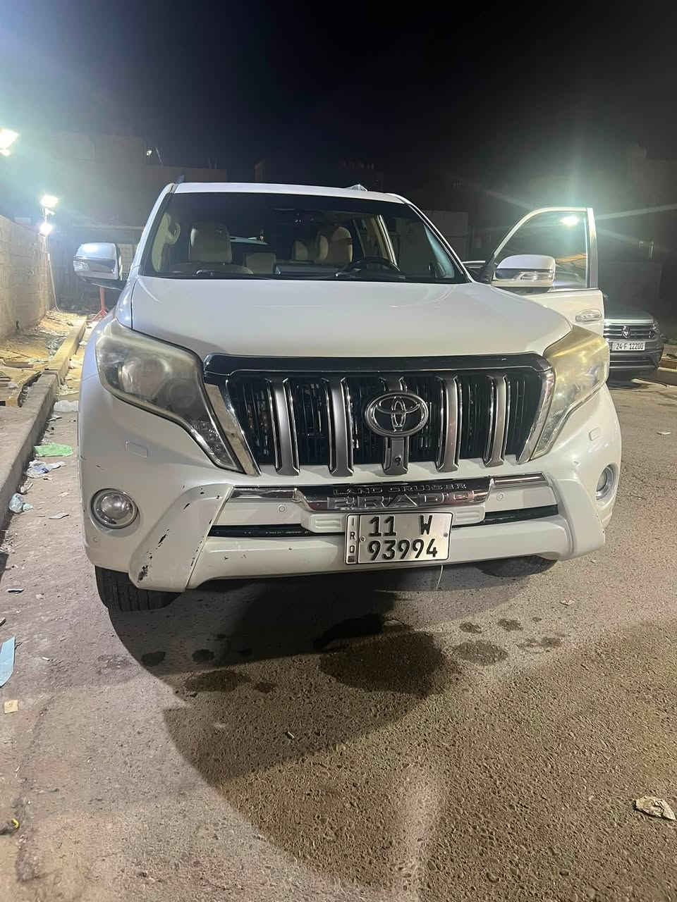 للبيع تويوتا برادو خليجي
موديل ٢٠١٤ v كويتي
بدون حوادث او صبغ 
المكان بغداد زيونة
للتواصل:***********
