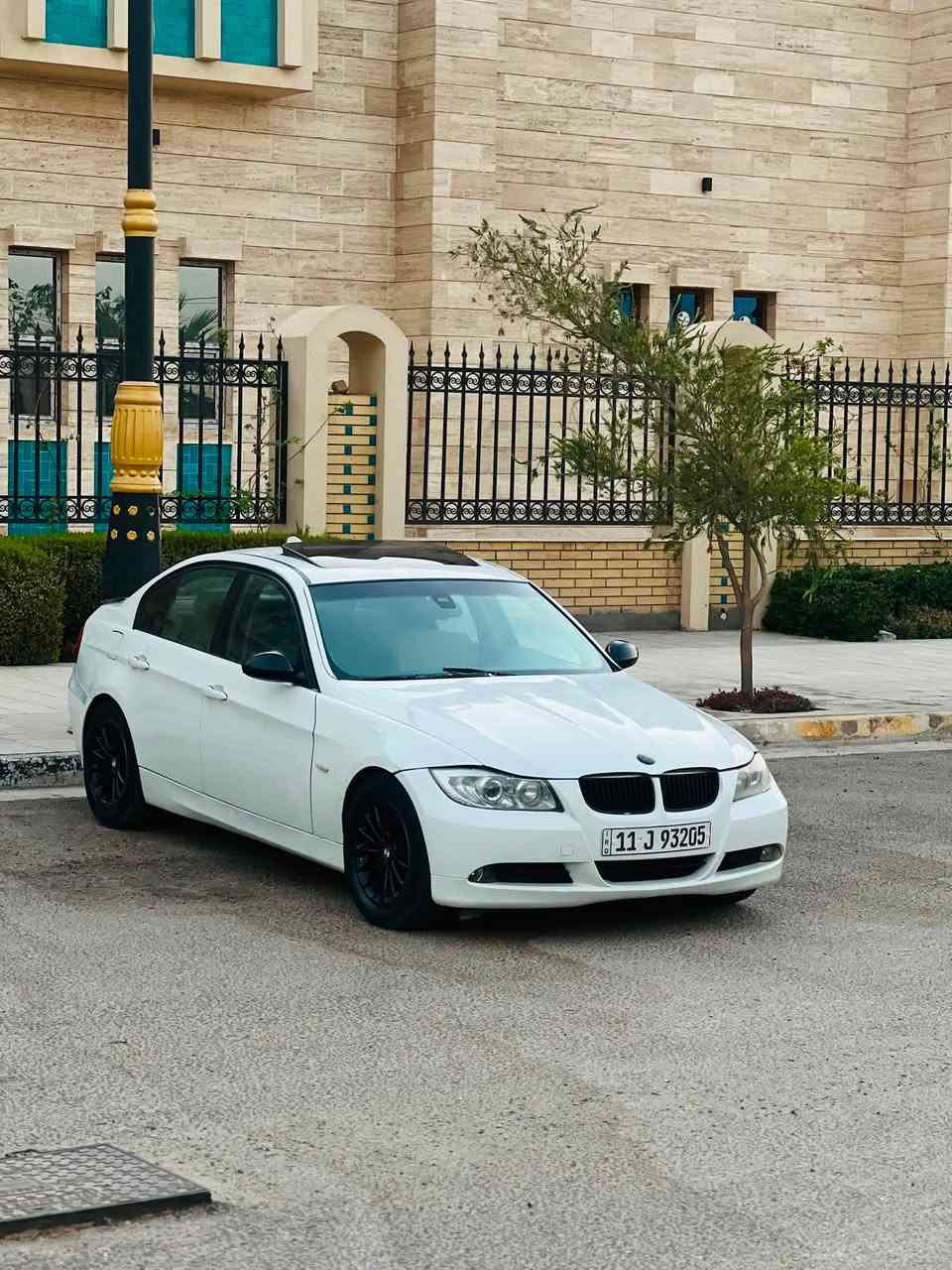 السلام عليكم  BMW e902007
رقم بغداد الدولي هزه جديده بسمي مداور ثاني يوم 

كير مكينه  جديد مكينه ٦سلندر نوزل قصير المرغوب N52 😉

حداديه امامي خلفي جديد 

فتحه سقف كير اوتو وعادي وسبورت 😎

سياره جاهزه نقصها فقط كمبريسر تبريد 

دعاميه M😎😉بعدني ماشادها 

مكاني كربلاء *********** متواجد خاص السعر ٩٠ وبيها مجال مراوس

