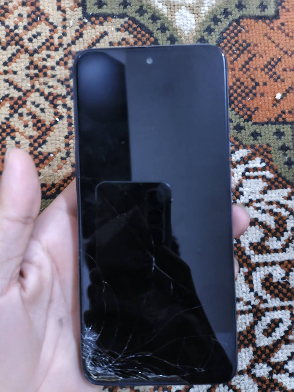 فقط يرادله تبديل شاشه كامل محقاته 
للبيع nubia Neo 2 5G 🎮🔥
256GB تخزين | 8GB RAM
معالج Unisoc T820 قوي للألعاب
شاشة 6.72 FHD+ 120Hz
كاميرات 50MP + 2MP 📸
بطارية ضخمة 6000mAh 🔋
شحن سريع 33W ⚡
5G 📶 | بصمة جانبية | سماعات ستيريو
🎮 أزرار مخصصة للألعاب
الجهاز مناسب جداً لـ Free Fire / PUBG والألعاب.للاستفسار هذا رقمي ***********
سعر170وبيه مجال
