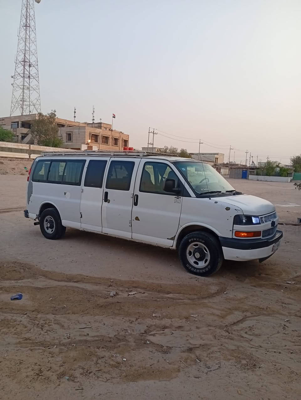 رقم الهاتف ***********
